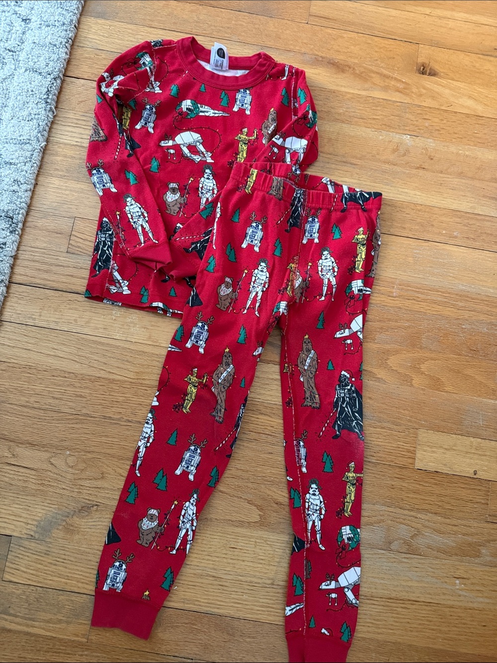 Hanna Andersson Red Star Wars Character Pajama Set Christmas!